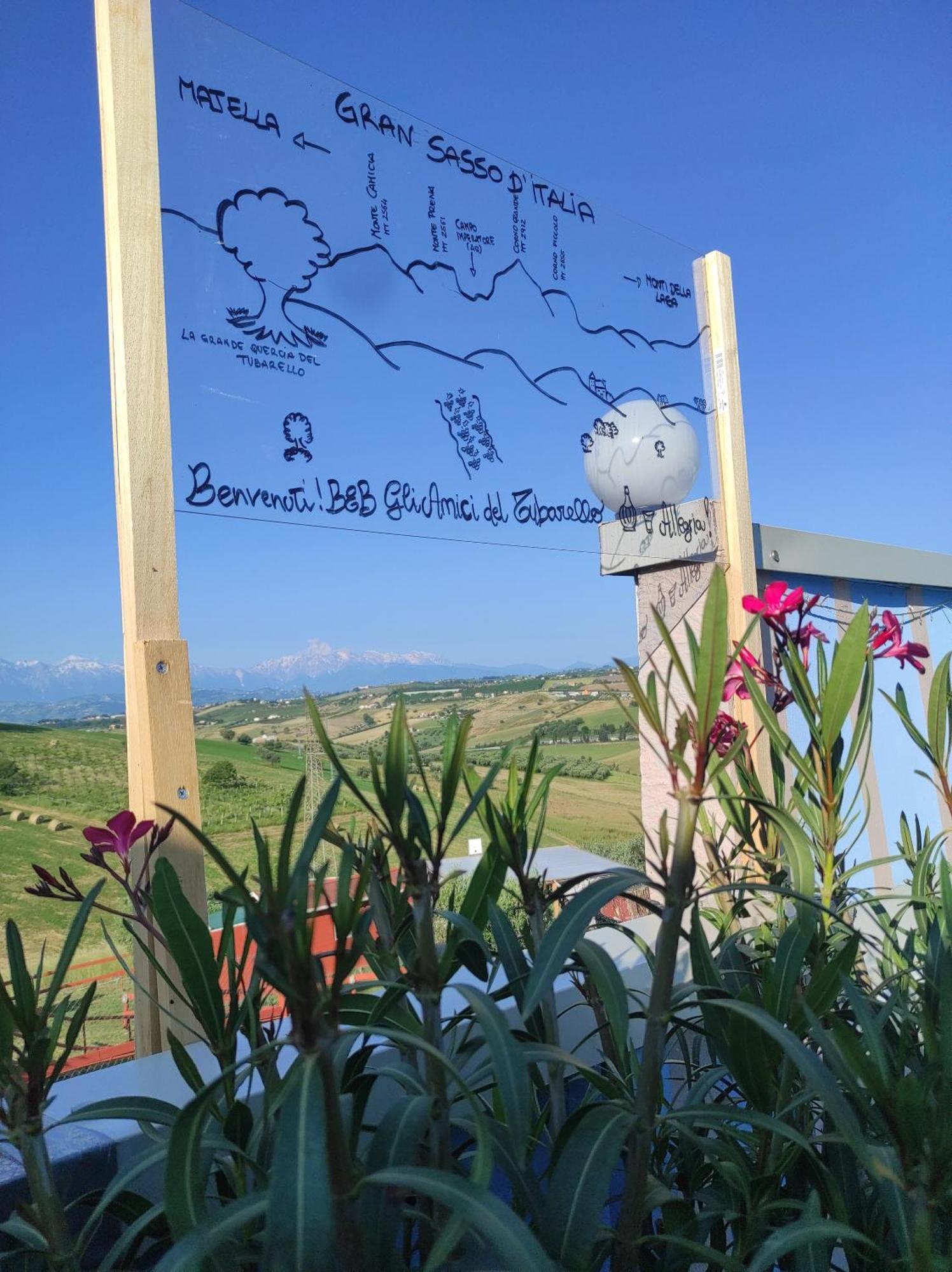 B&B Gli Amici Del Tubarello Roseto Degli Abruzzi Exterior foto