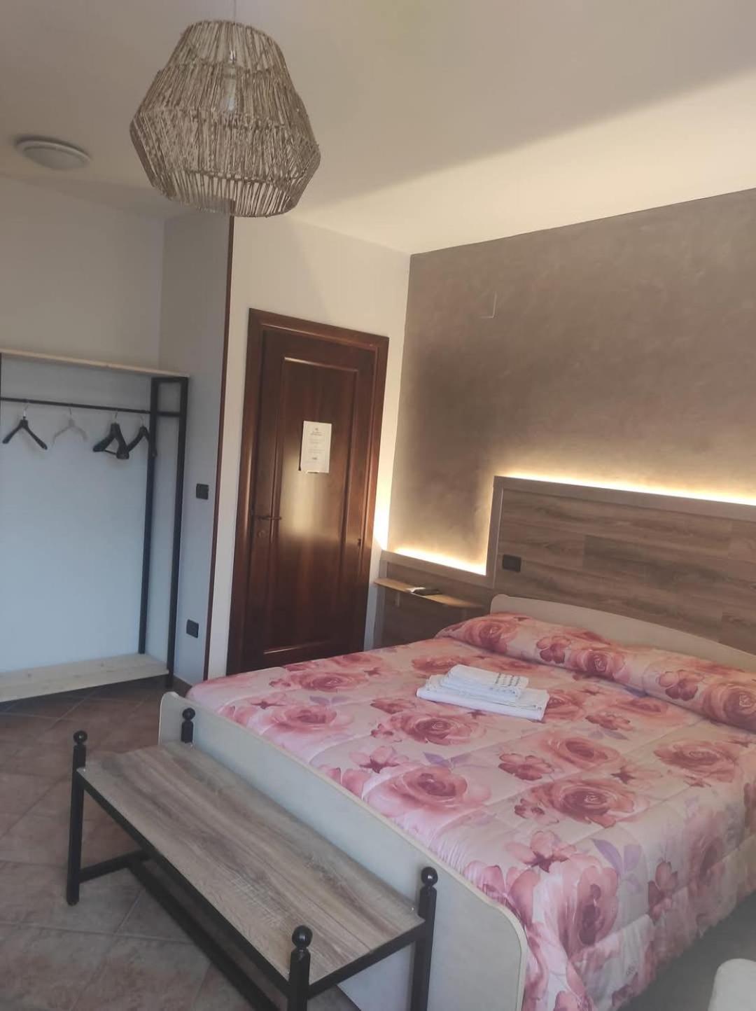 B&B Gli Amici Del Tubarello Roseto Degli Abruzzi Exterior foto